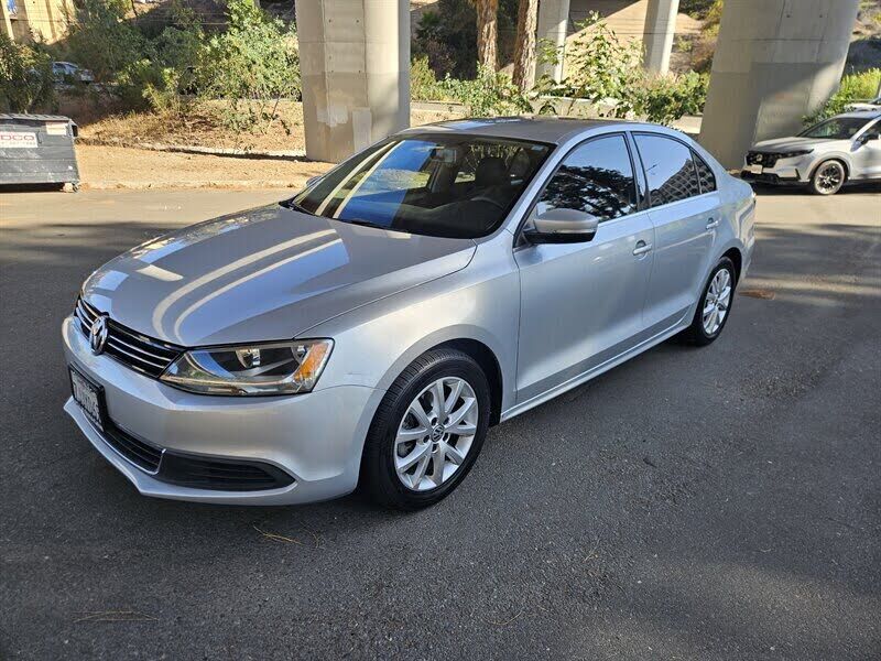 2014 VOLKSWAGEN Jetta