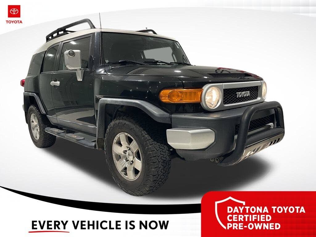 2010 TOYOTA FJ Cruiser