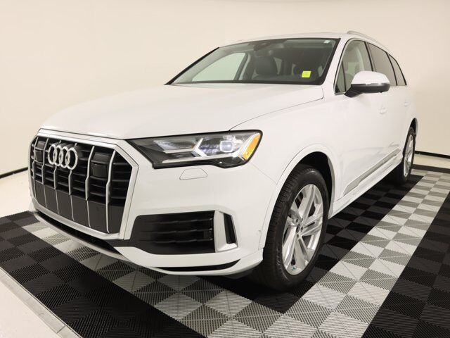 2023 AUDI Q7