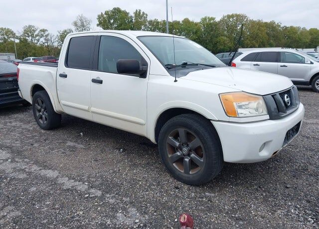 2012 NISSAN Titan