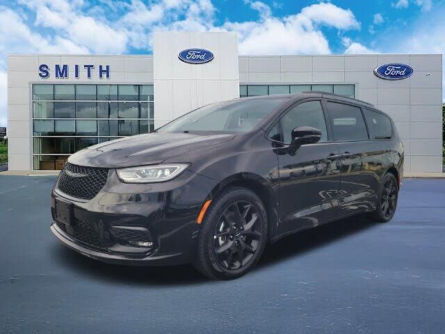 2025 CHRYSLER Pacifica