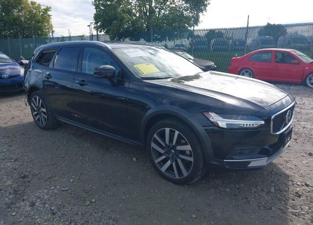 2021 VOLVO V90CC