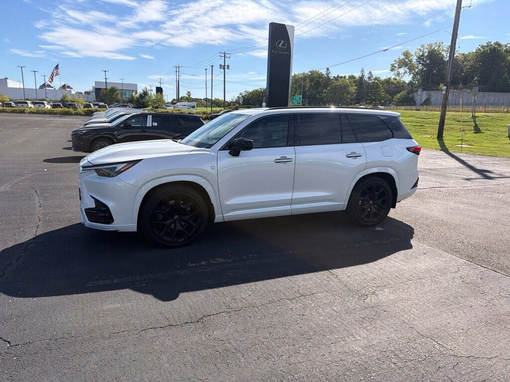 2025 LEXUS TX