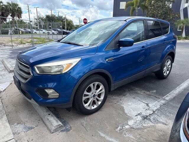 2017 FORD Escape