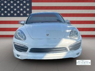 2014 PORSCHE Cayenne