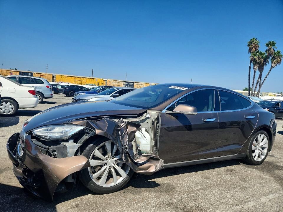 2014 TESLA Model S