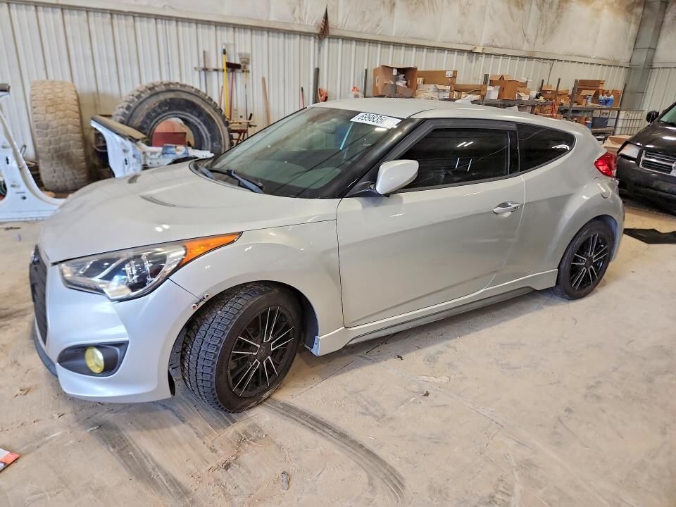 2013 HYUNDAI Veloster