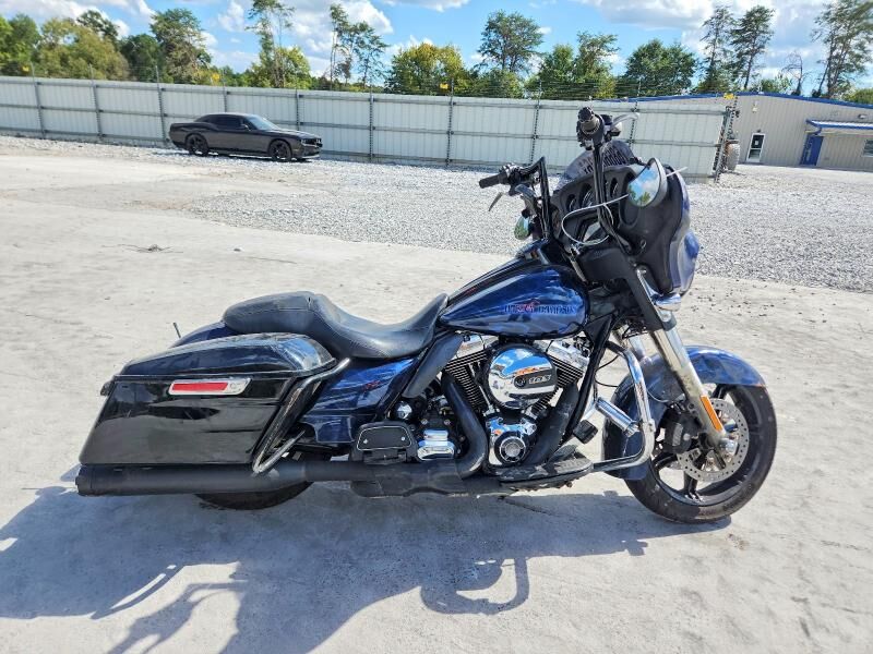 2014 HARLEY DAVIDSON Street Glide
