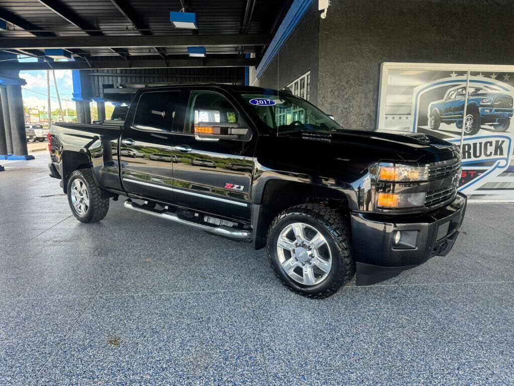 2017 CHEVROLET Silverado