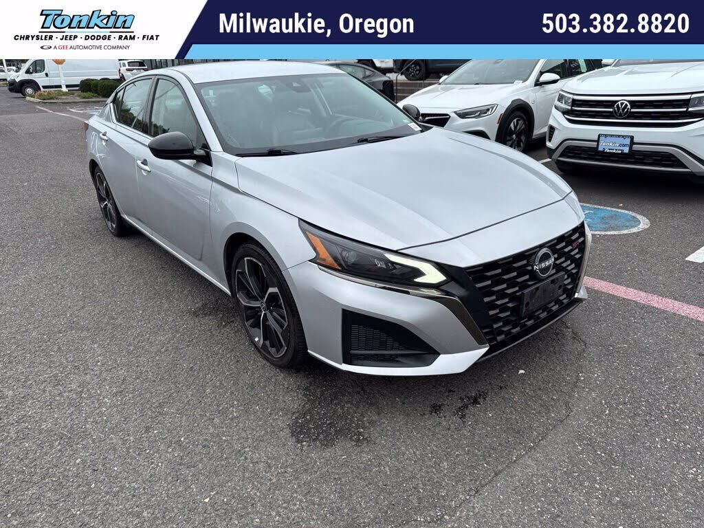 2023 NISSAN Altima