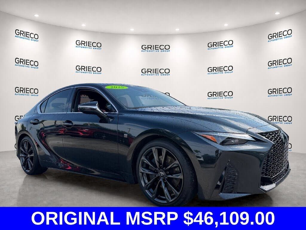 2025 LEXUS IS