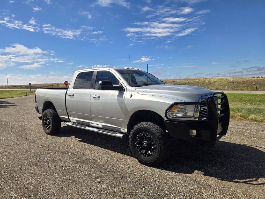 2012 DODGE Ram