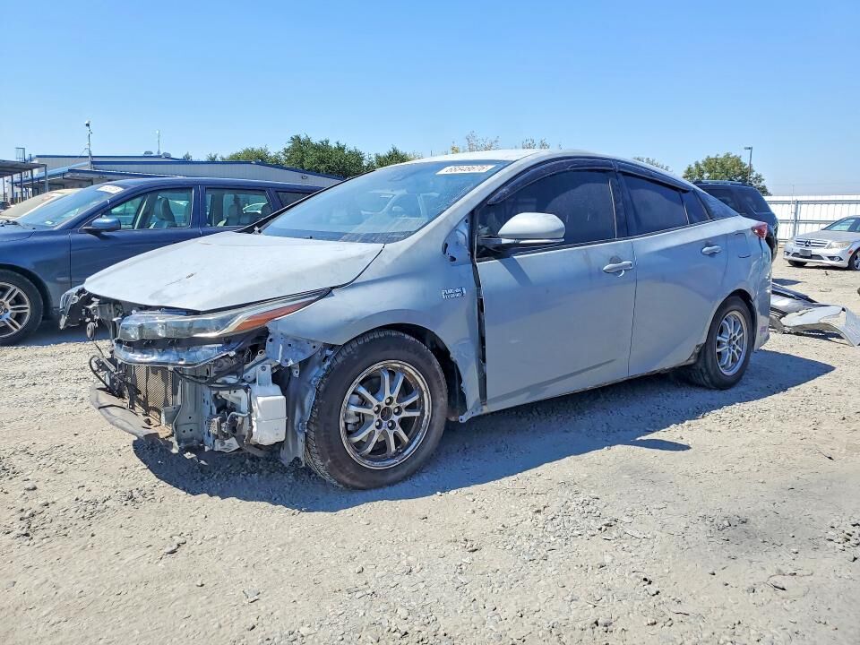 2019 TOYOTA Prius