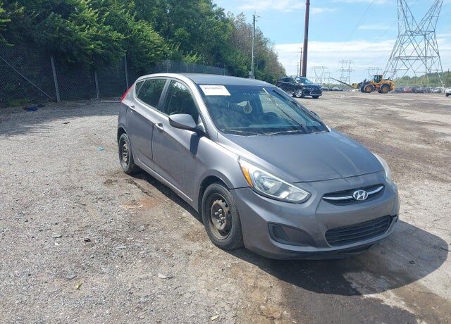 2015 HYUNDAI Accent