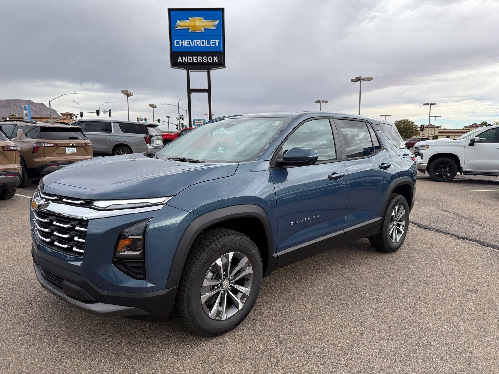 2027 CHEVROLET Equinox