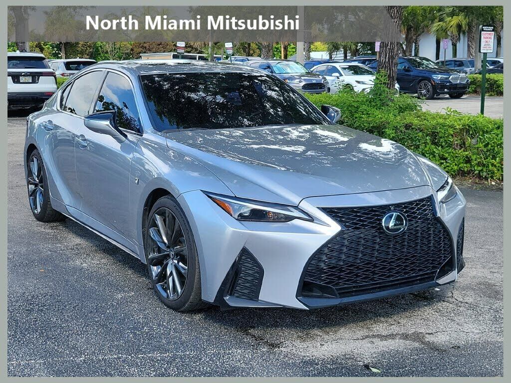 2023 LEXUS IS