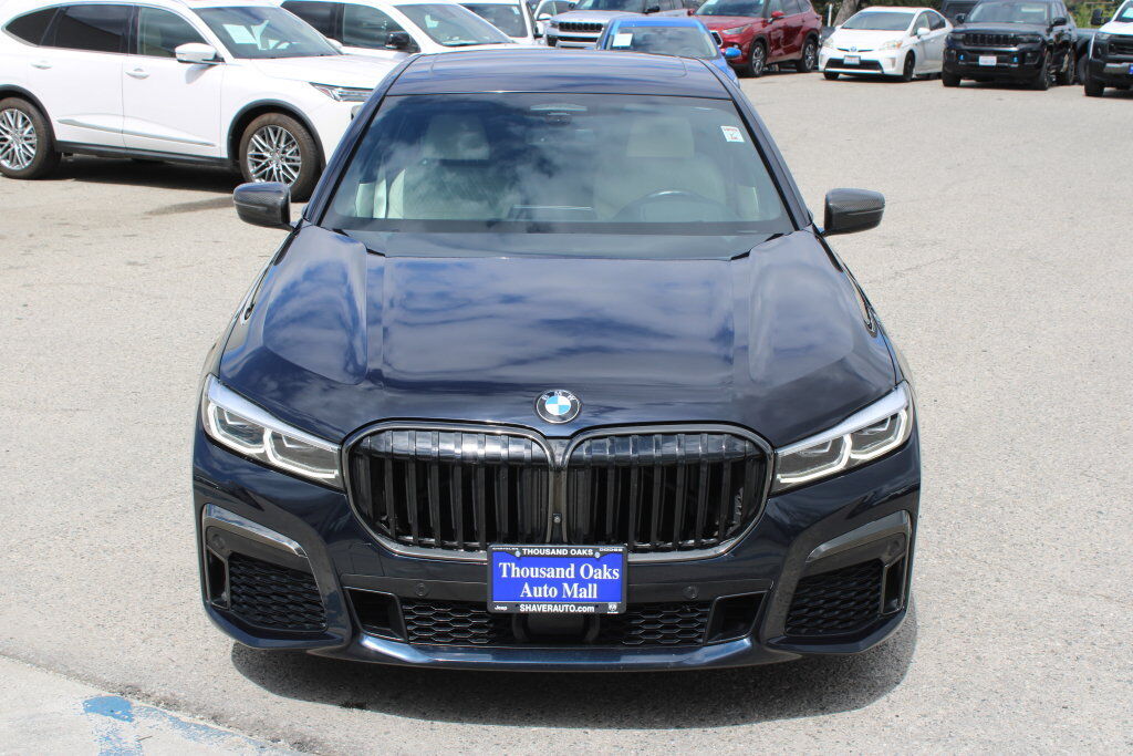 2021 BMW 740i