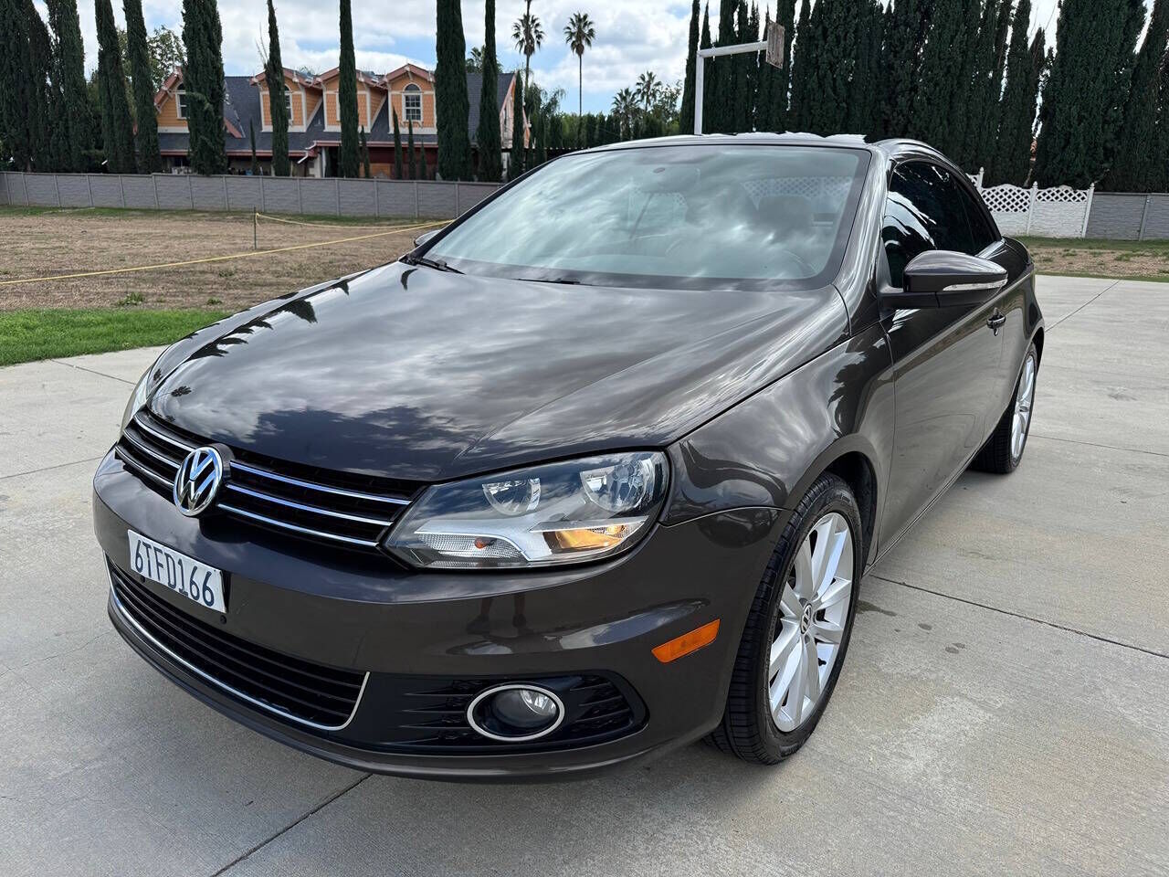 2012 VOLKSWAGEN Eos