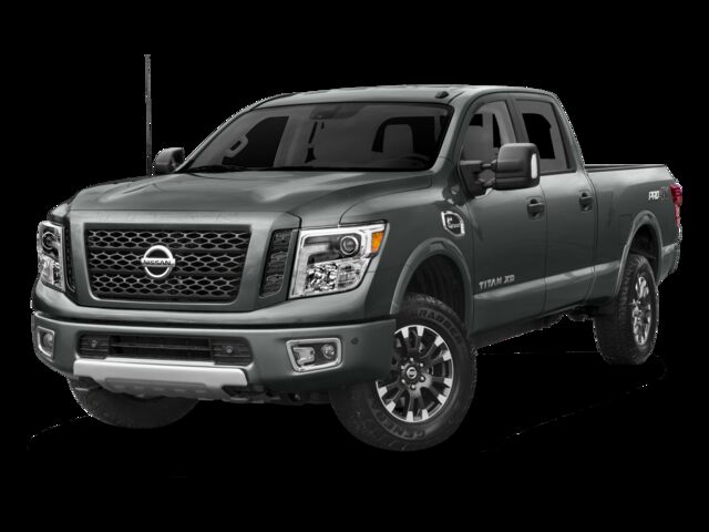 2017 NISSAN Titan