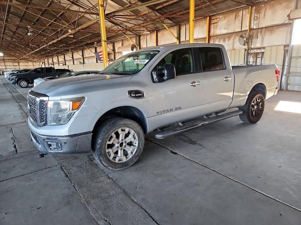 2016 NISSAN Titan