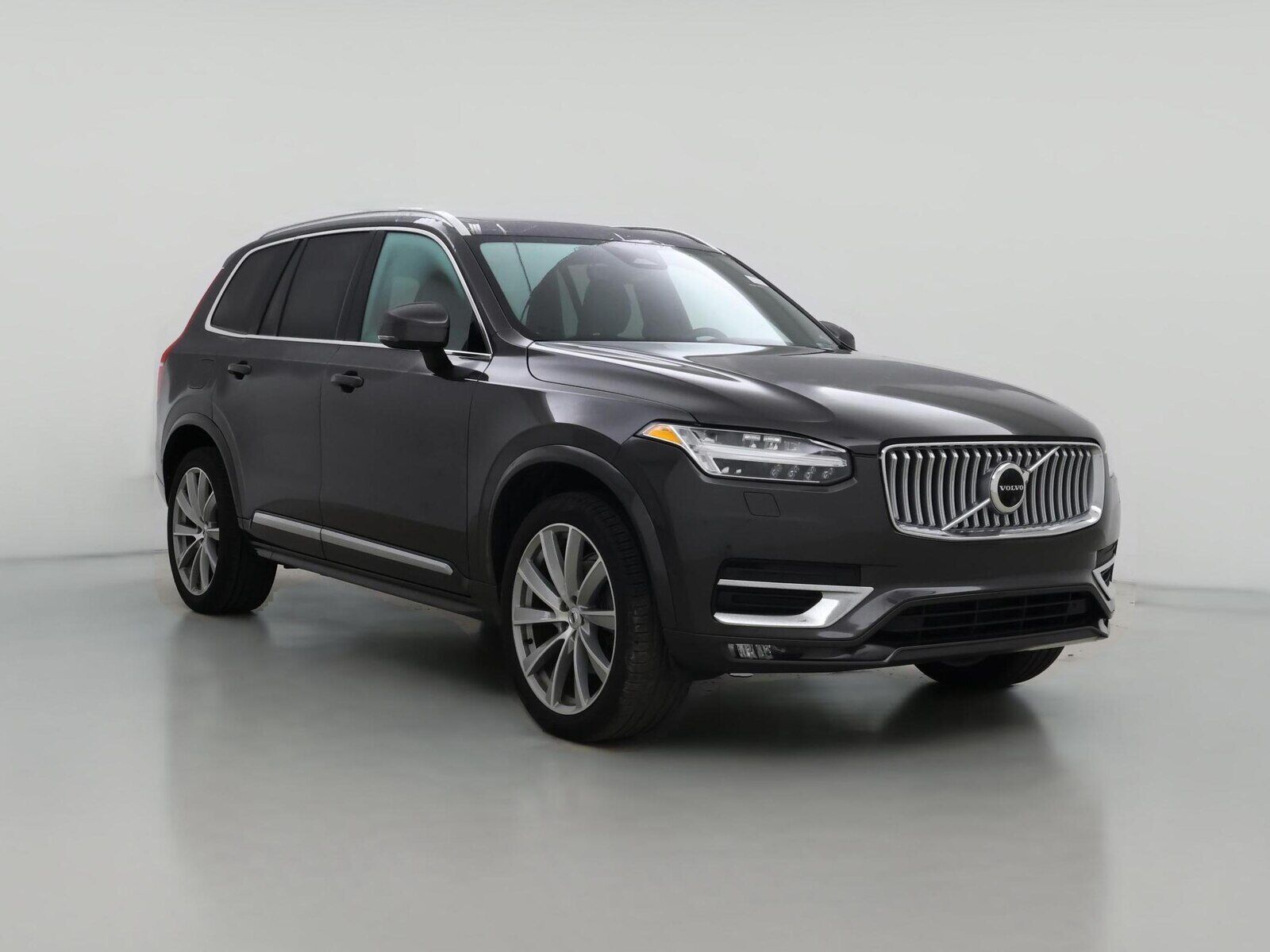 2023 VOLVO XC90