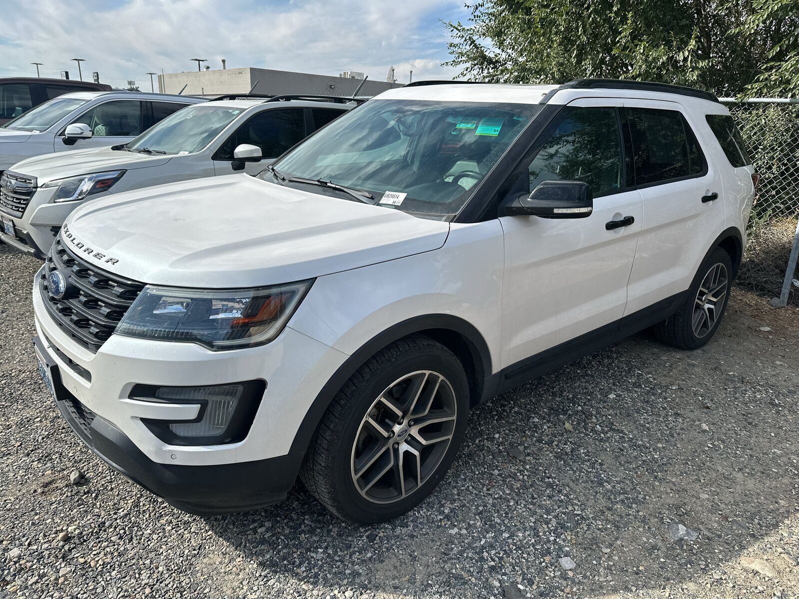 2016 FORD Explorer