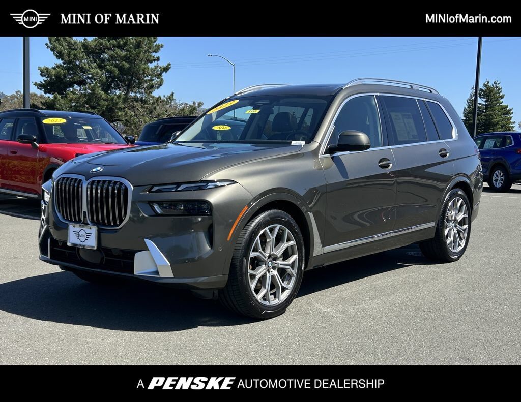 2023 BMW X7
