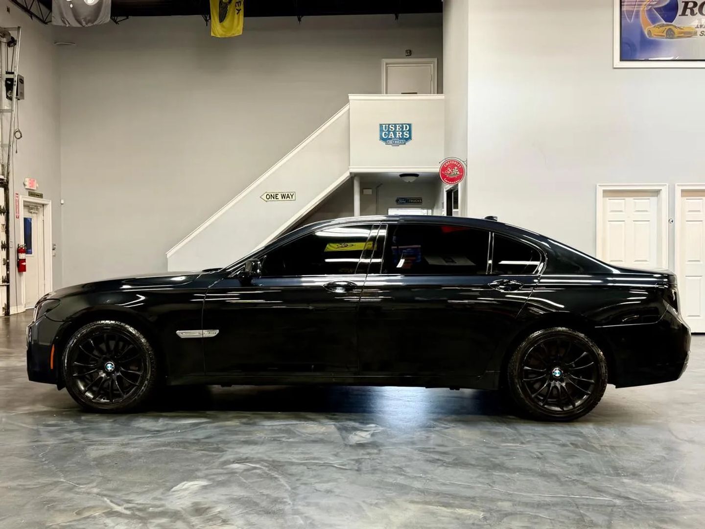 2012 BMW 750Lxi / ALPINA B7