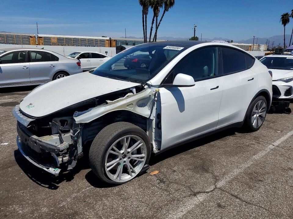 2022 TESLA Model Y