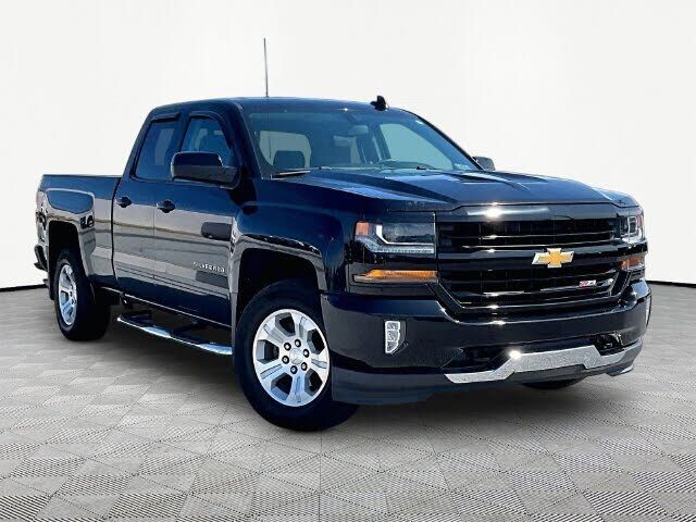 2018 CHEVROLET Silverado