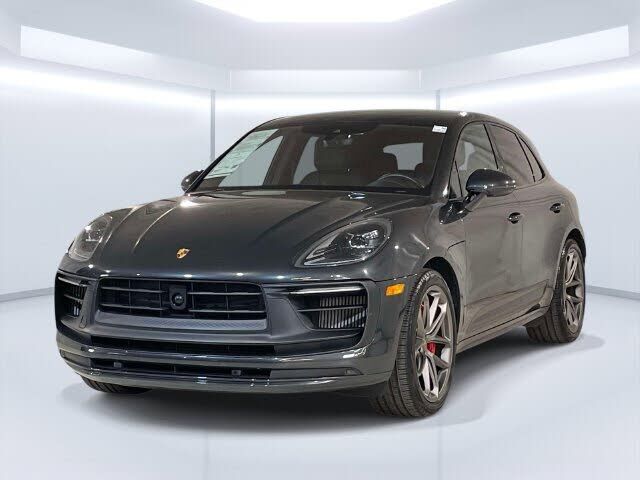 2023 PORSCHE Macan