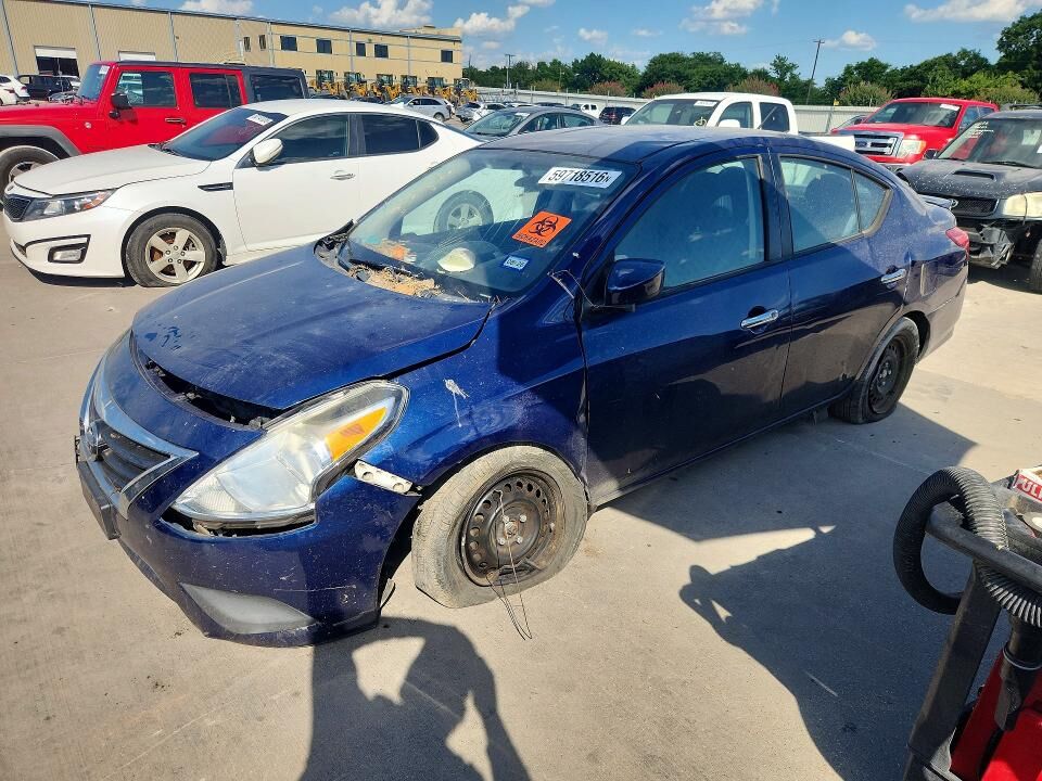 2018 NISSAN Versa