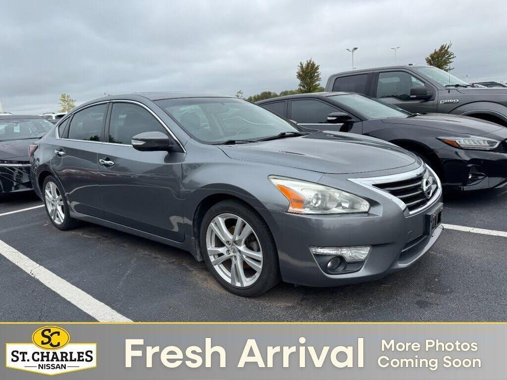 2014 NISSAN Altima