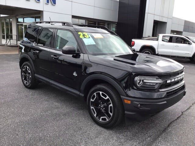 2023 FORD Bronco