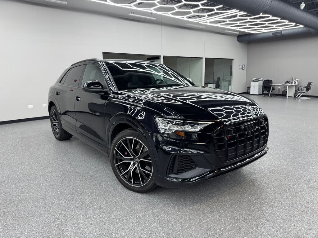 2021 AUDI SQ8