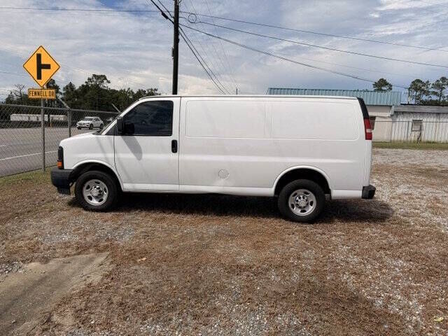 2017 CHEVROLET Express
