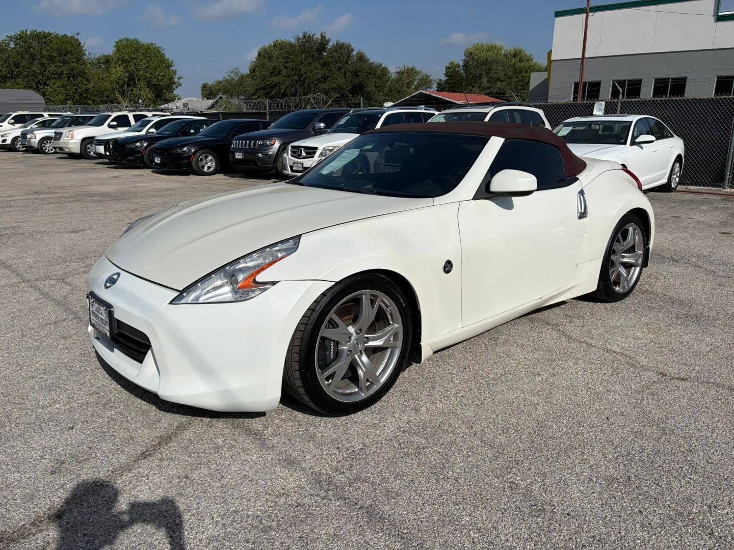 2011 NISSAN 370Z