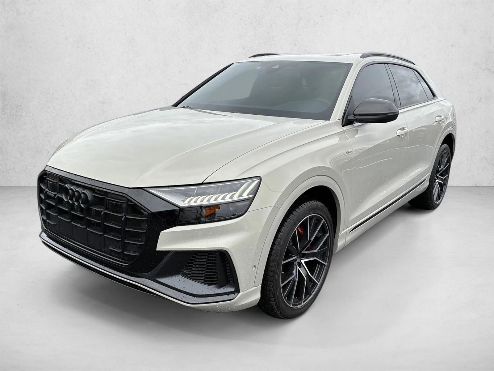2023 AUDI Q8