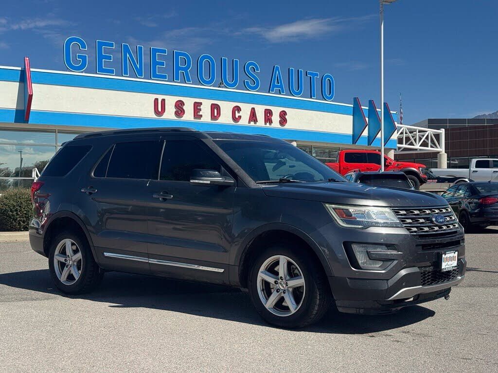 2017 FORD Explorer