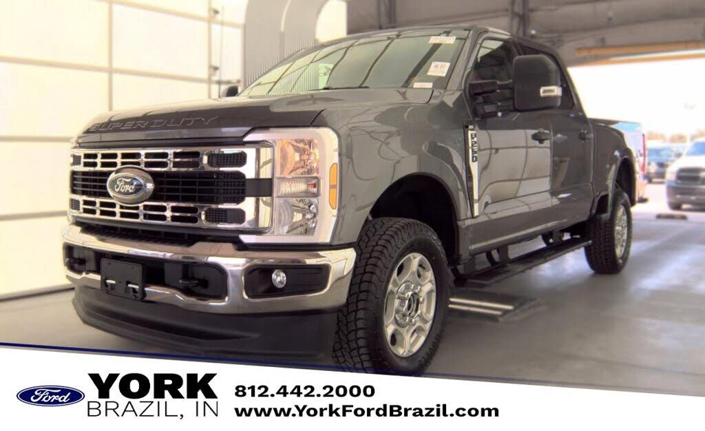 2025 FORD F-250