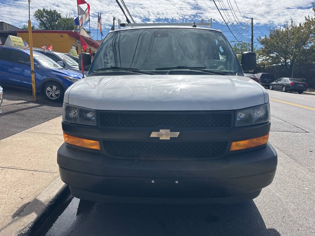 2020 CHEVROLET Express