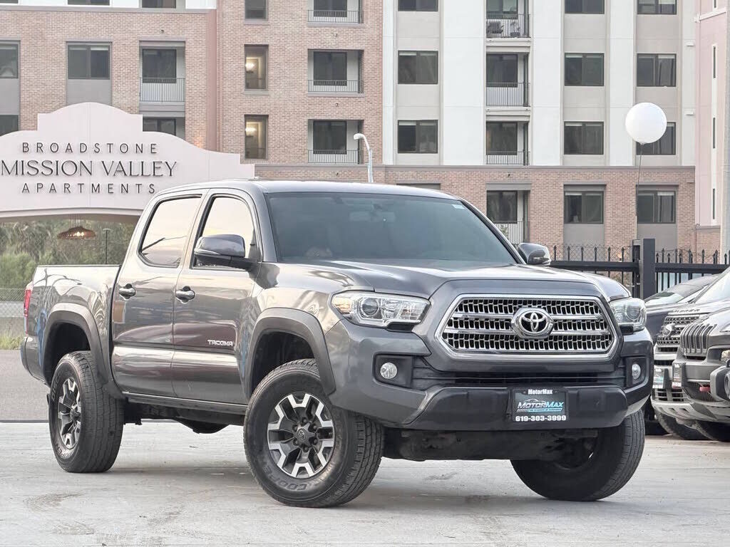 2016 TOYOTA Tacoma
