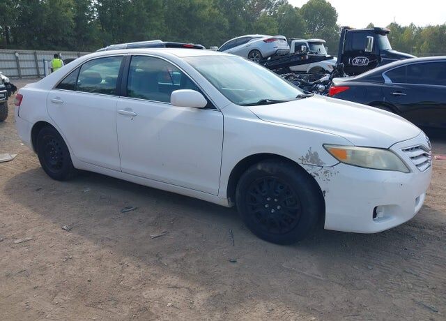 2010 TOYOTA Camry