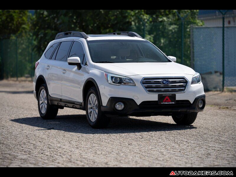 2015 SUBARU Outback
