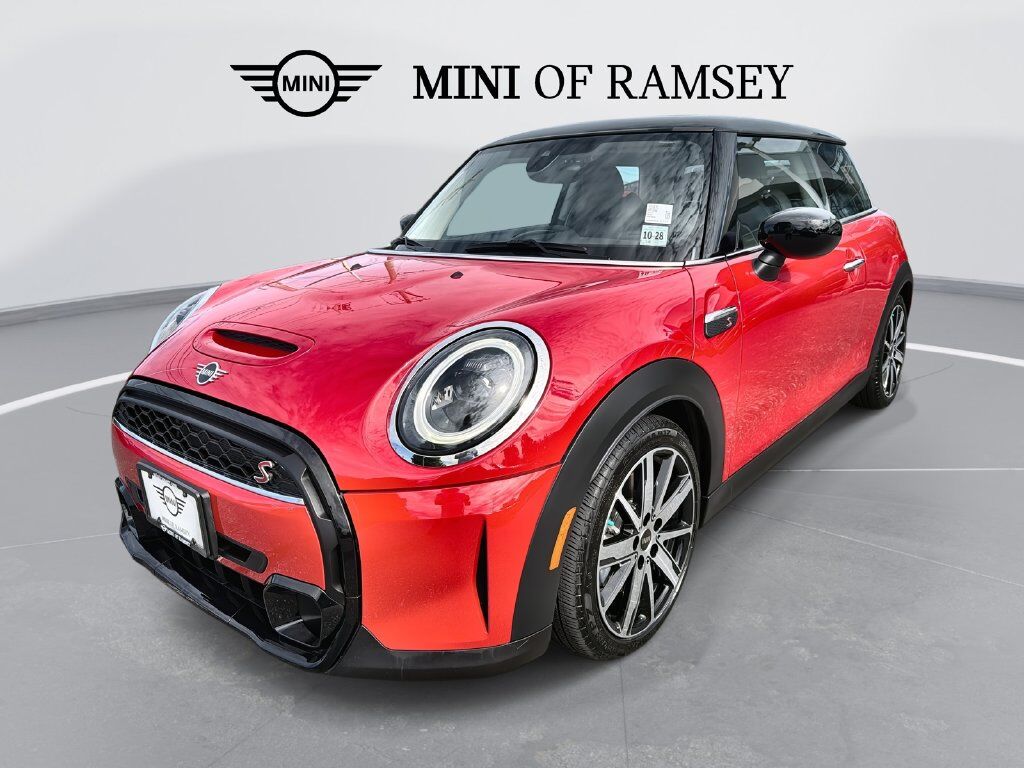 2024 MINI Hardtop