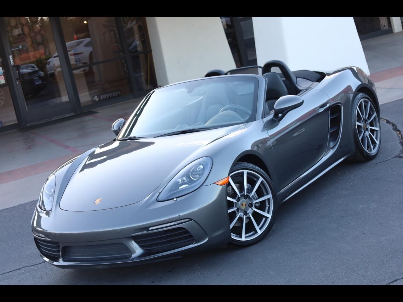 2017 PORSCHE Boxster
