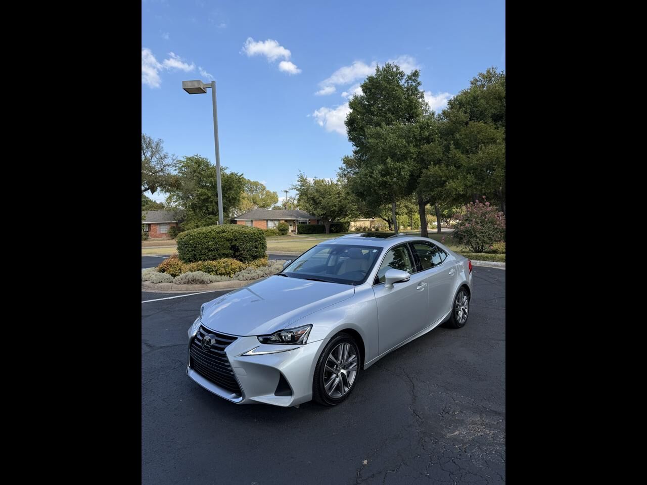 2018 LEXUS IS