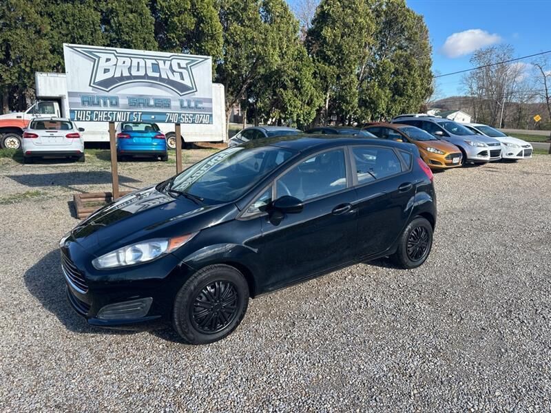 2016 FORD Fiesta