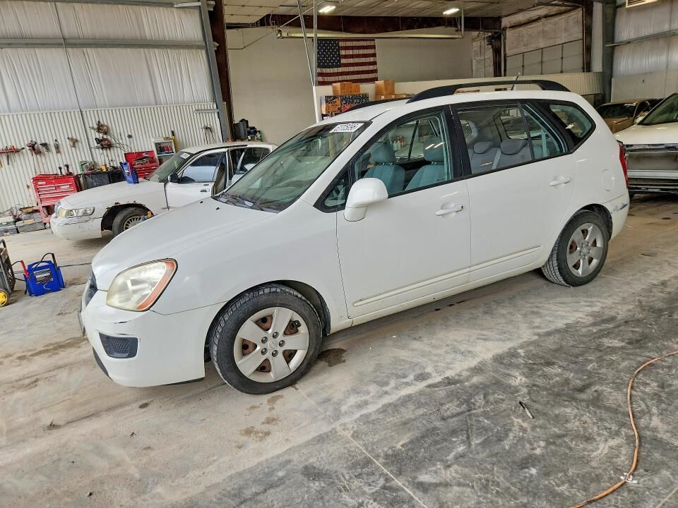 2009 KIA Rondo