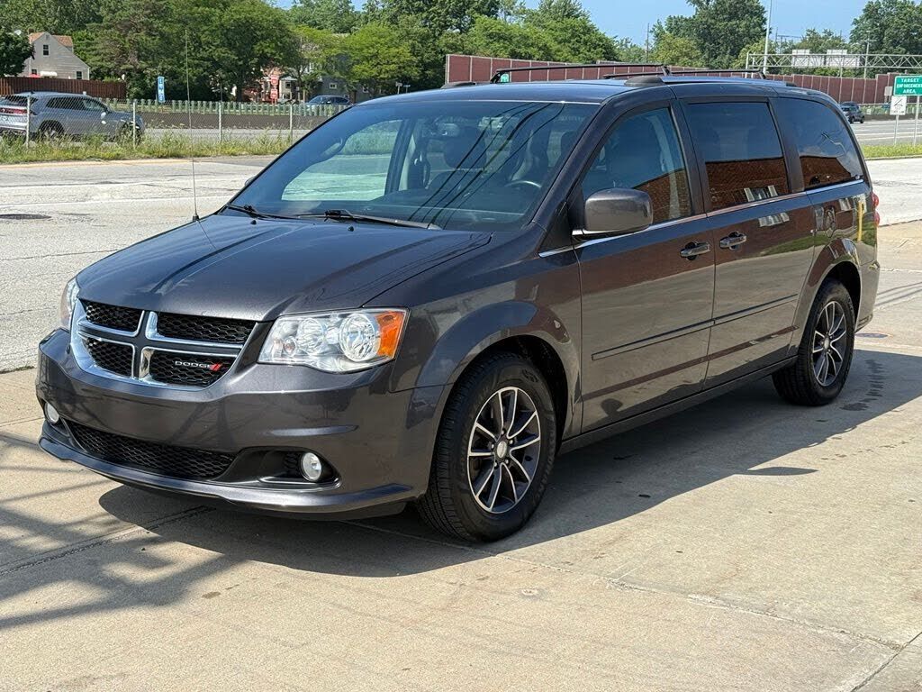 2017 DODGE Grand Caravan